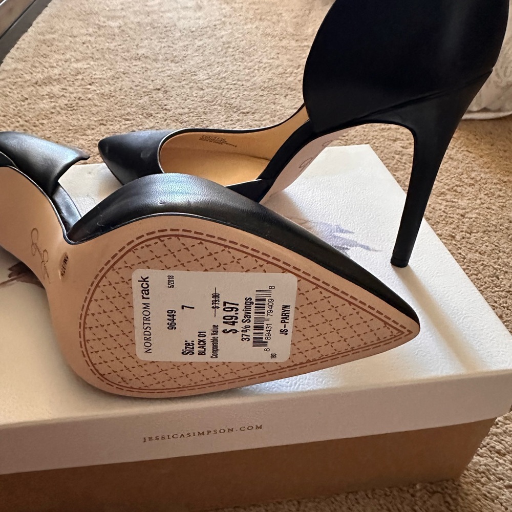 Women's Black Pointed Toe Stiletto Pumps - Picture 4 of 5